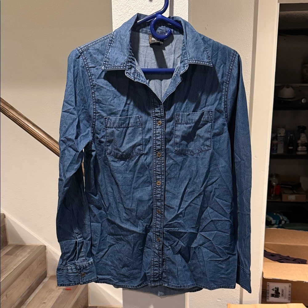Daytrip Men's Denim Shirt Jacket